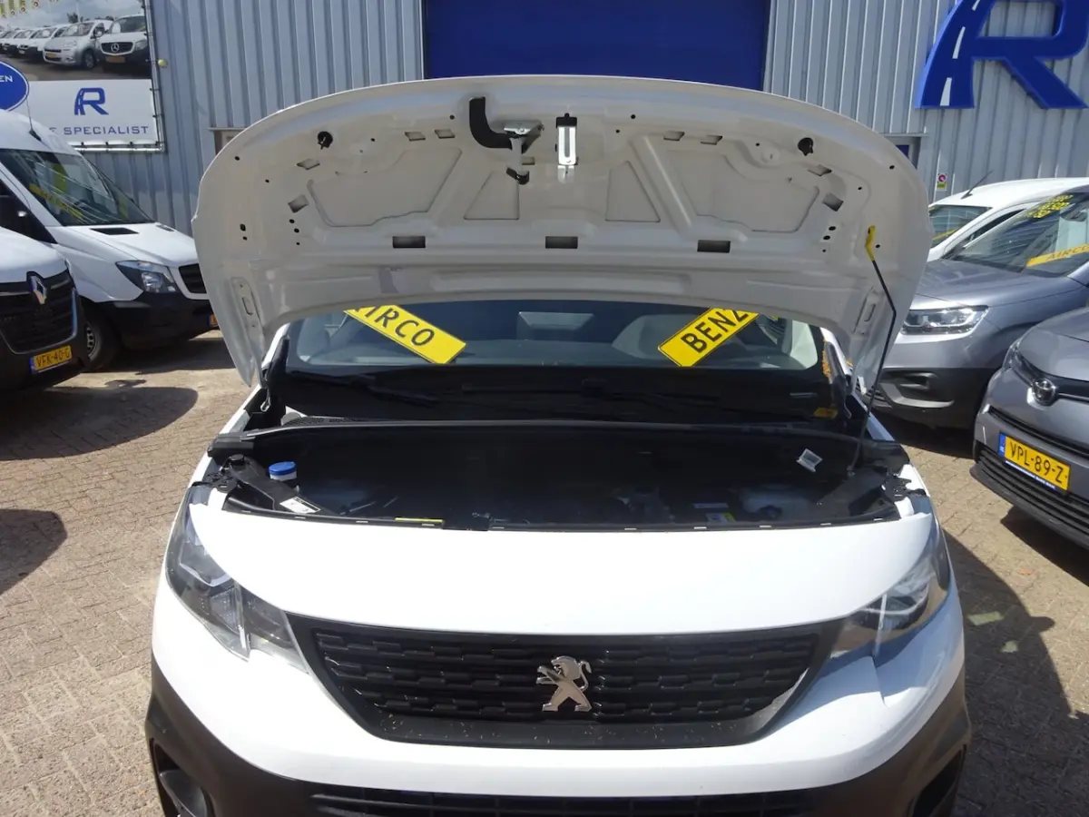 1.2 PureTech Pro BENZINE BPM VRIJ AIRCO NAVI CRUISE CONTROL PDC SCHUIFDEUR
