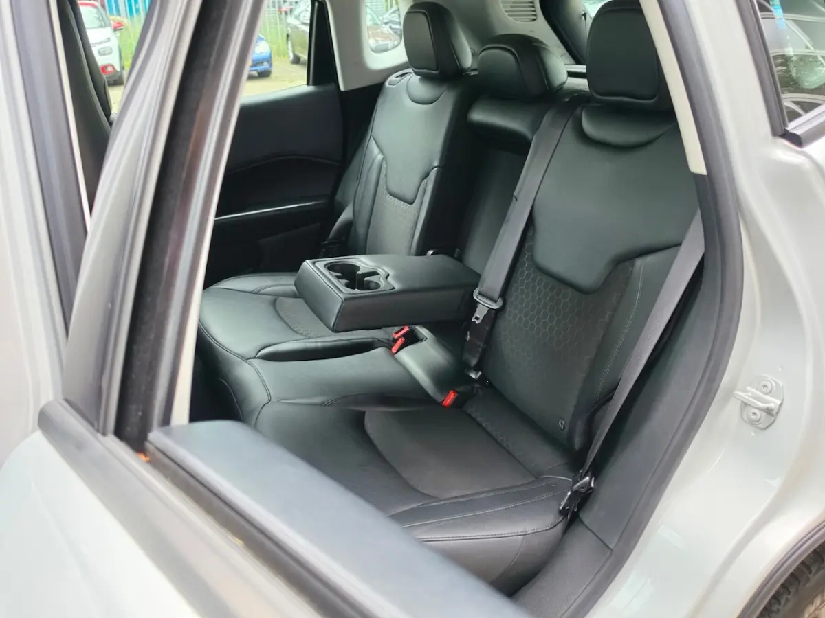 1.3T Night Eagle Liberty Edition Camera Carplay Keylesse Entry