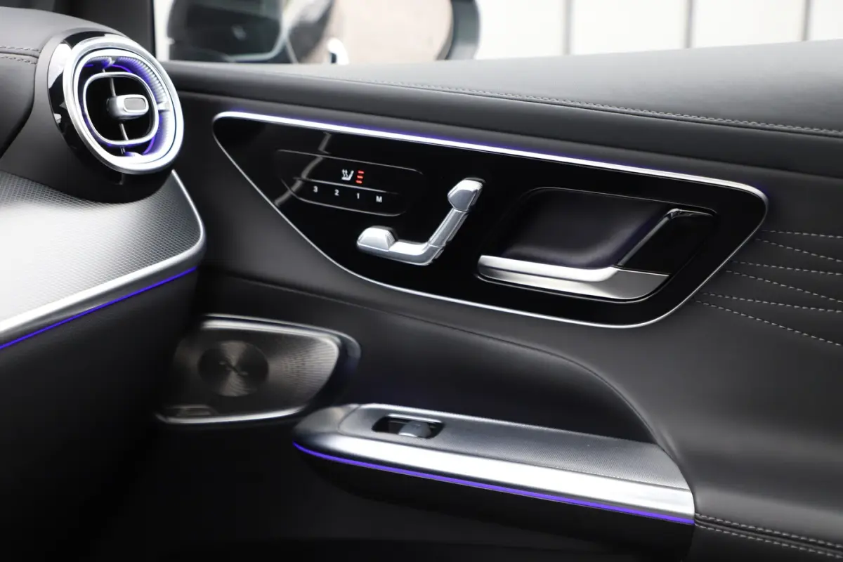 300e AMG 4-Matic | 313PK | Luchtvering | Achterasbesturing | Head-up | Burmester | Keyless