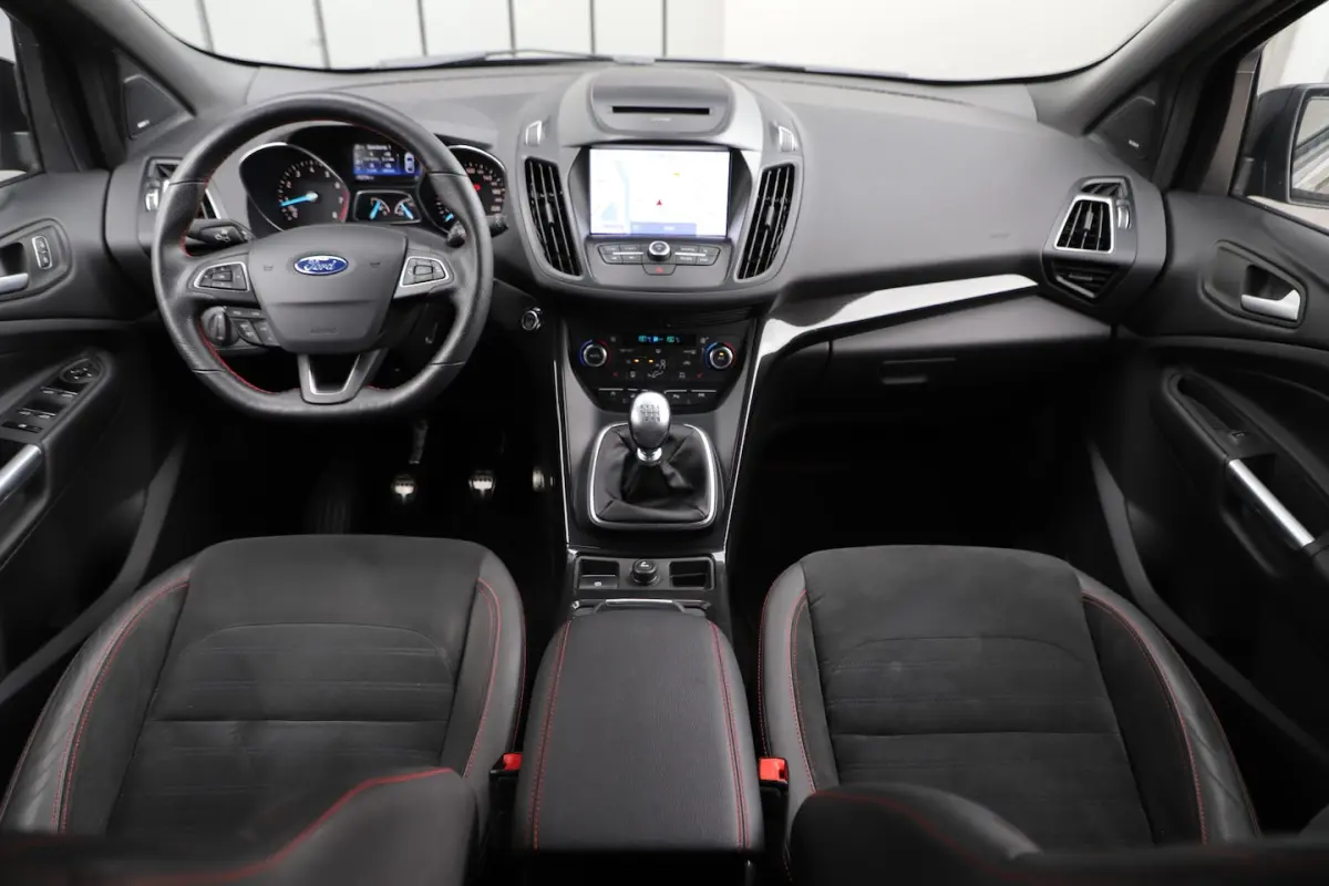 1.5 EcoBoost ST Line | 150PK | Keyless-go | Carplay | Stoel/Stuurverwarming | Sony audio |