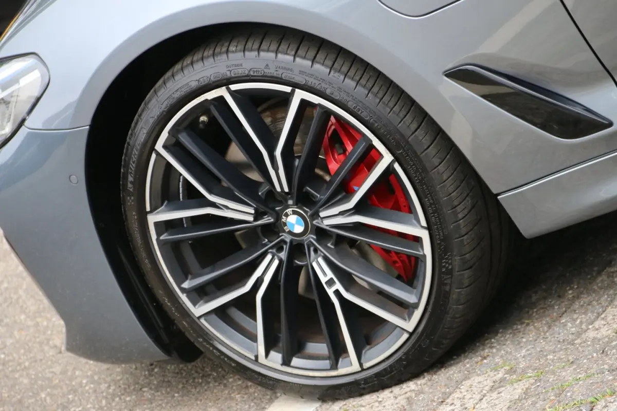 545e xDrive High Executive M-PAKKET