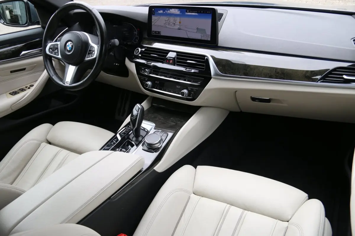 545e xDrive High Executive M-PAKKET