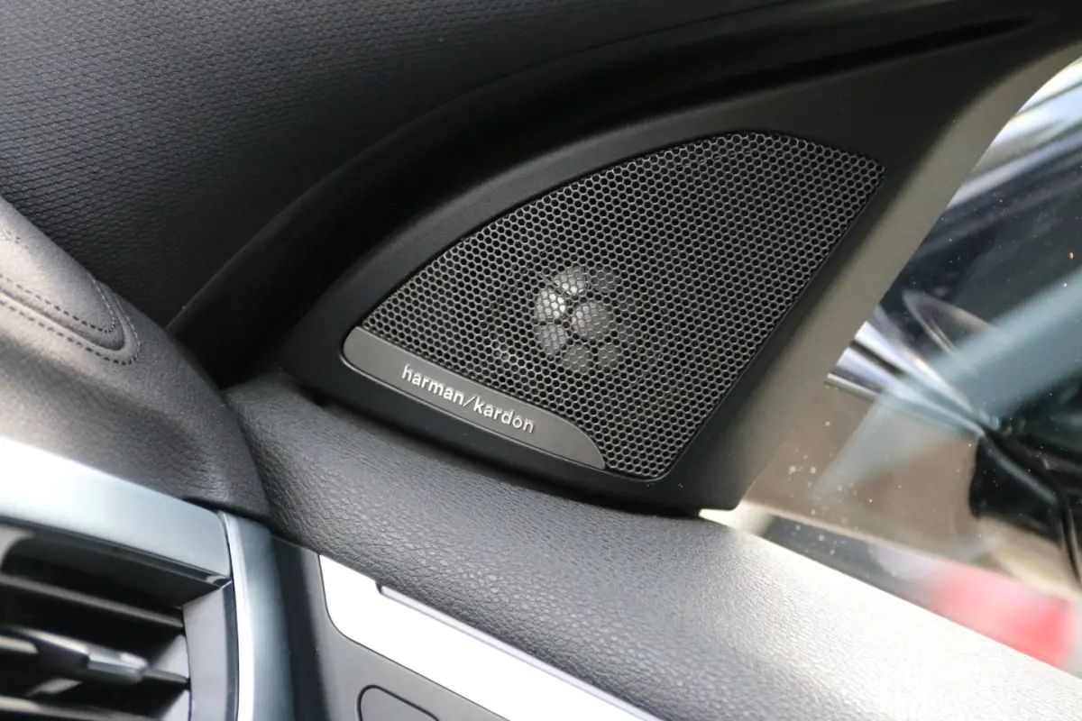 SDrive20i High Executive M-PAKKET LEDER AUTOMAAT