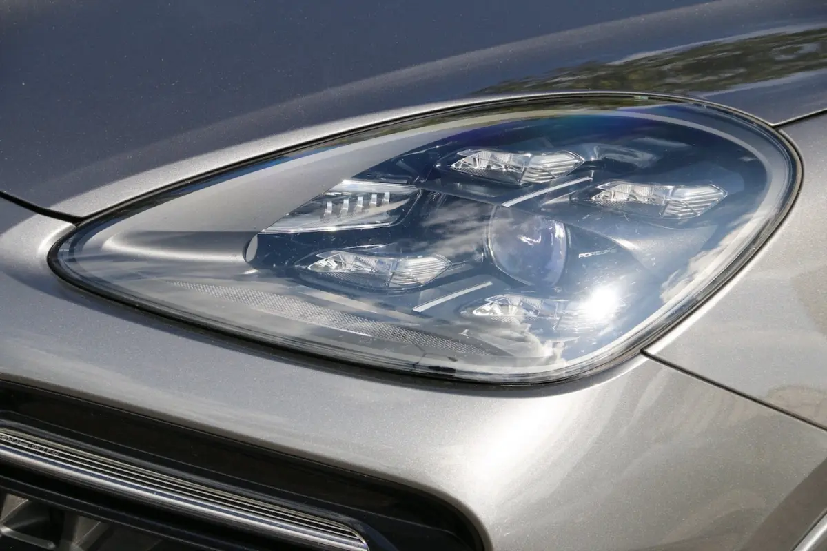 3.0 E-Hybrid VOL BURMESTER BTW-AUTO