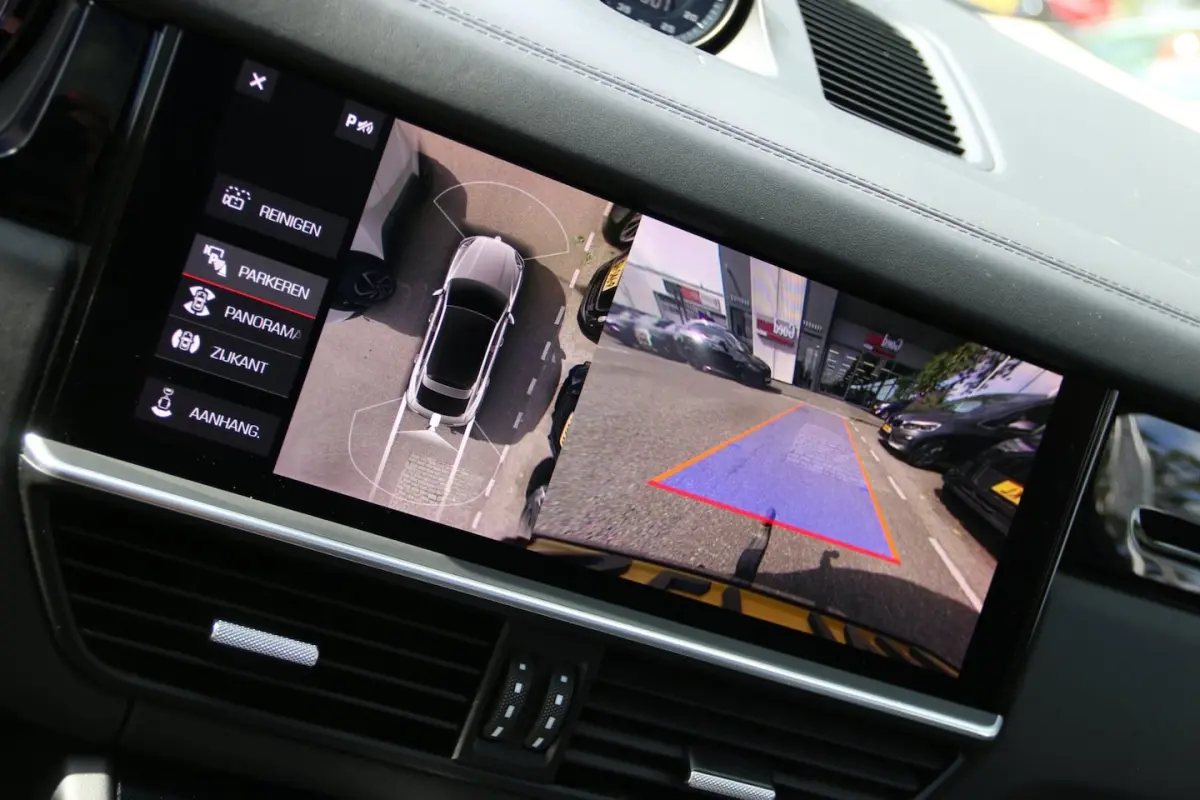 3.0 E-Hybrid VOL BURMESTER BTW-AUTO