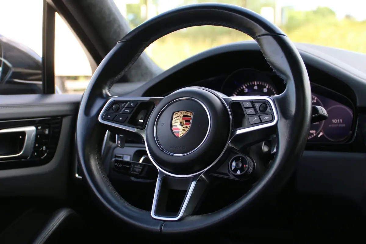3.0 E-Hybrid VOL BURMESTER BTW-AUTO