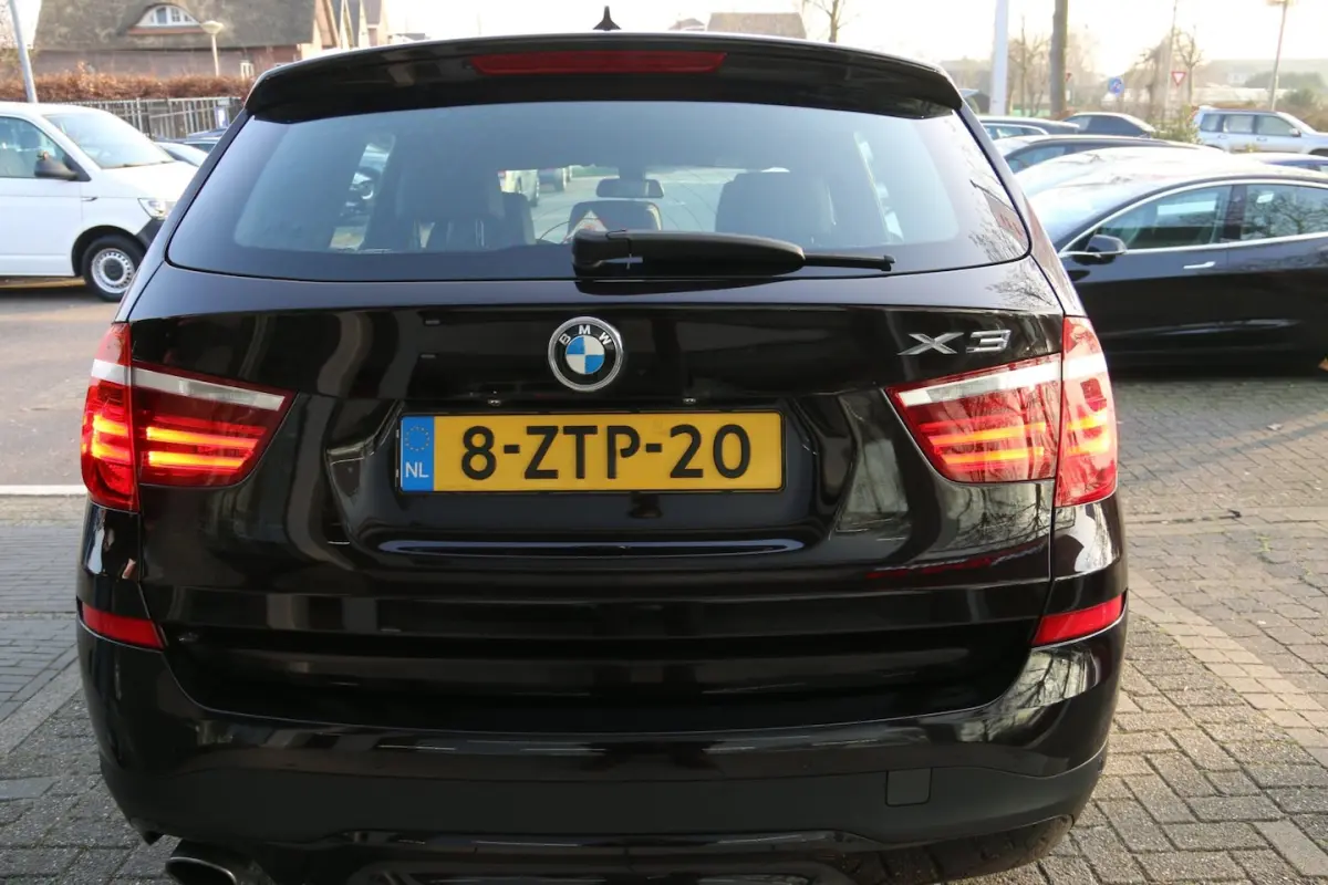 SDrive20i Executive DEALER OND. NL-AUTO NAP