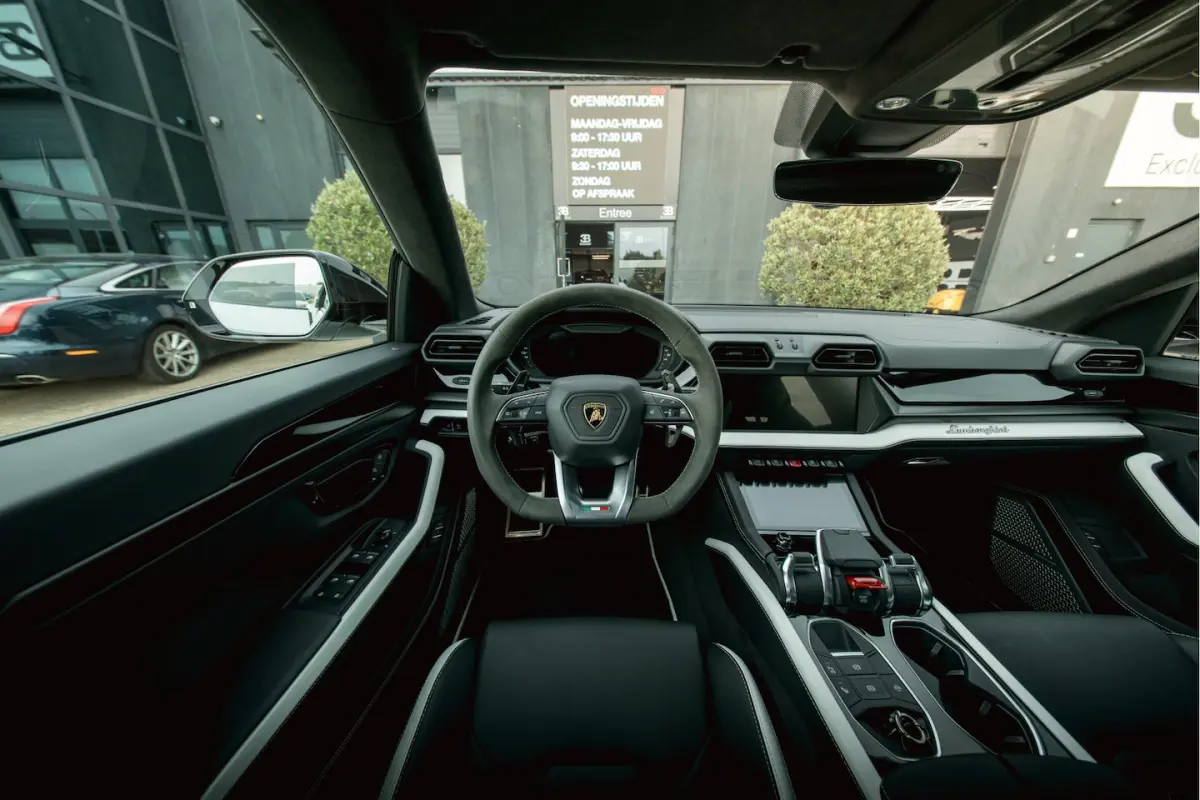 4.0 V8 Hybrid SE Zeer compleet