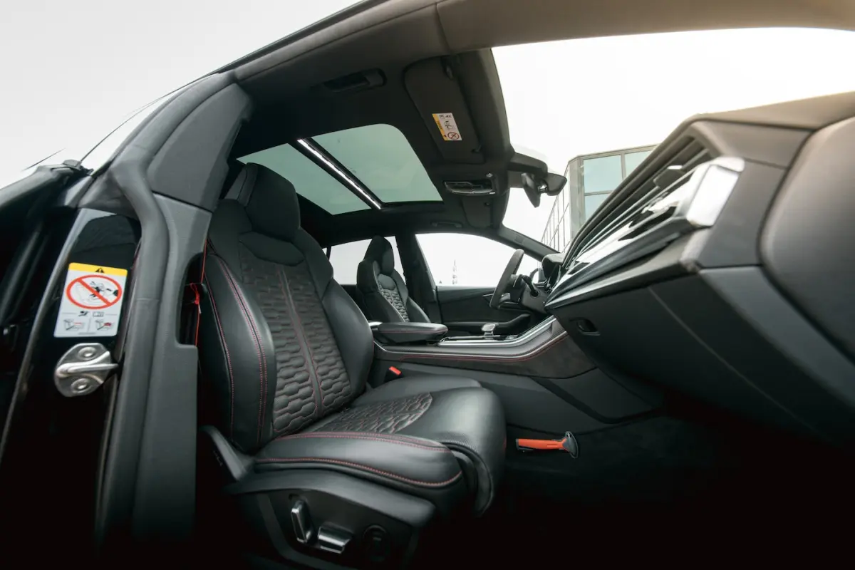 RSQ8 quattro | pan.dak | Carbon |