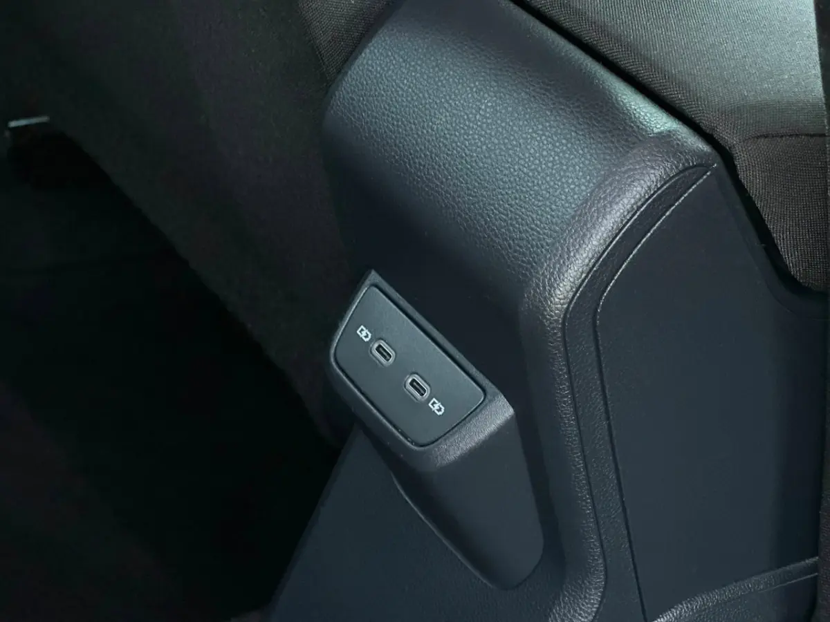 1.0 TSI Life Edition/CARPLAY/NAVI/CAMERA/NL AUTO-NAP