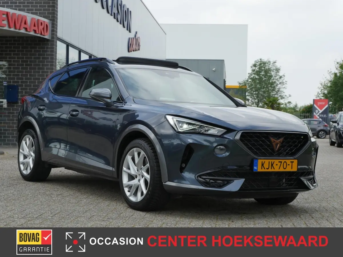 1.4 e-Hybrid 204pk DSG-6 Essential | Panoramadak | Carplay | Full LED |