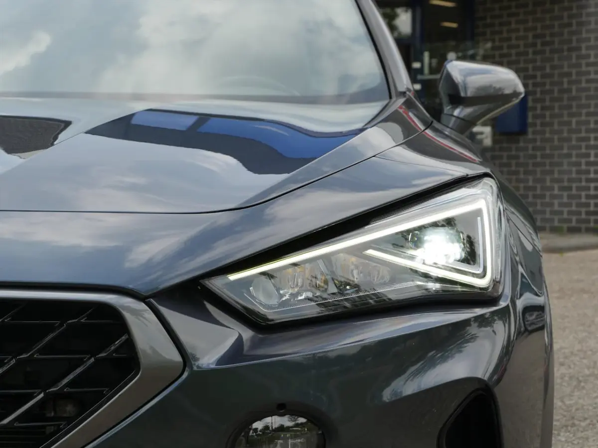 1.4 e-Hybrid 204pk DSG-6 Essential | Panoramadak | Carplay | Full LED |