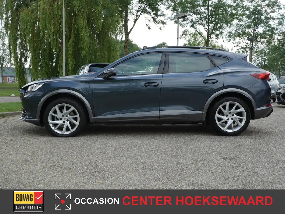 1.4 e-Hybrid 204pk DSG-6 Essential | Panoramadak | Carplay | Full LED |