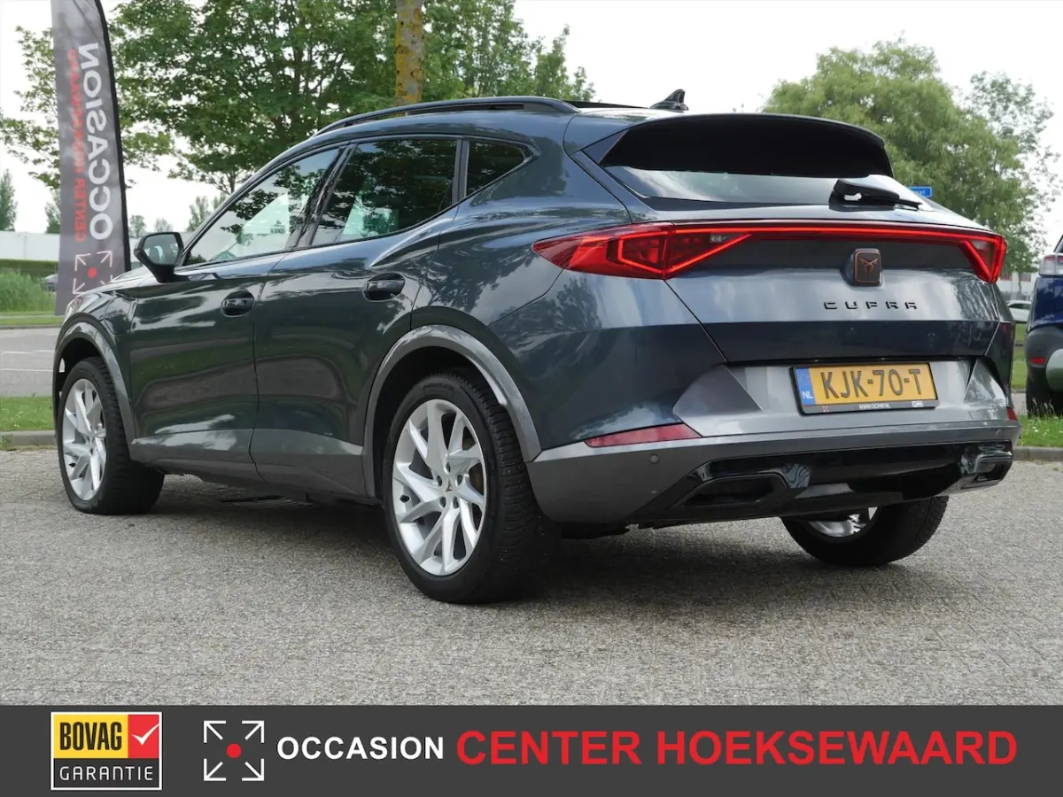 1.4 e-Hybrid 204pk DSG-6 Essential | Panoramadak | Carplay | Full LED |