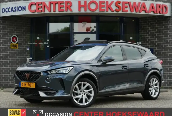 1.4 e-Hybrid 204pk DSG-6 Essential | Panoramadak | Carplay | Full LED |