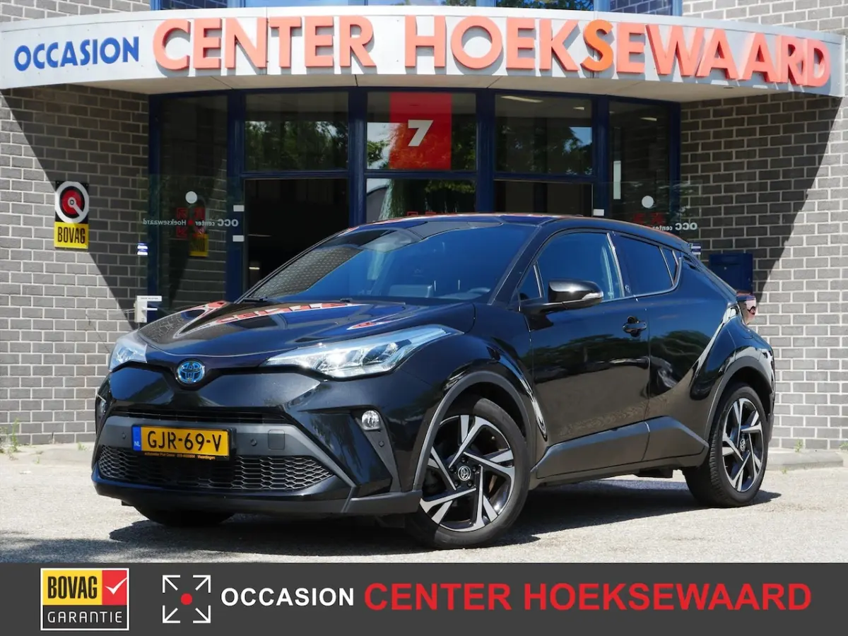 1.8 Hybrid 122pk CVT Dynamic | Stoelverwarming | CarPlay | 18"inch |