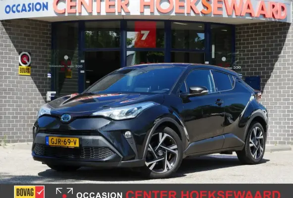 1.8 Hybrid 122pk CVT Dynamic | Stoelverwarming | CarPlay | 18"inch |