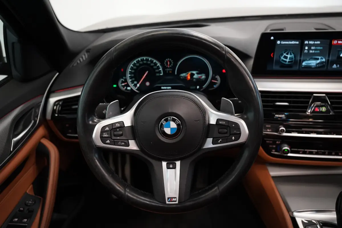 520i High Executive M-Sport Wrapped Schuif/kantel-dak Leder
