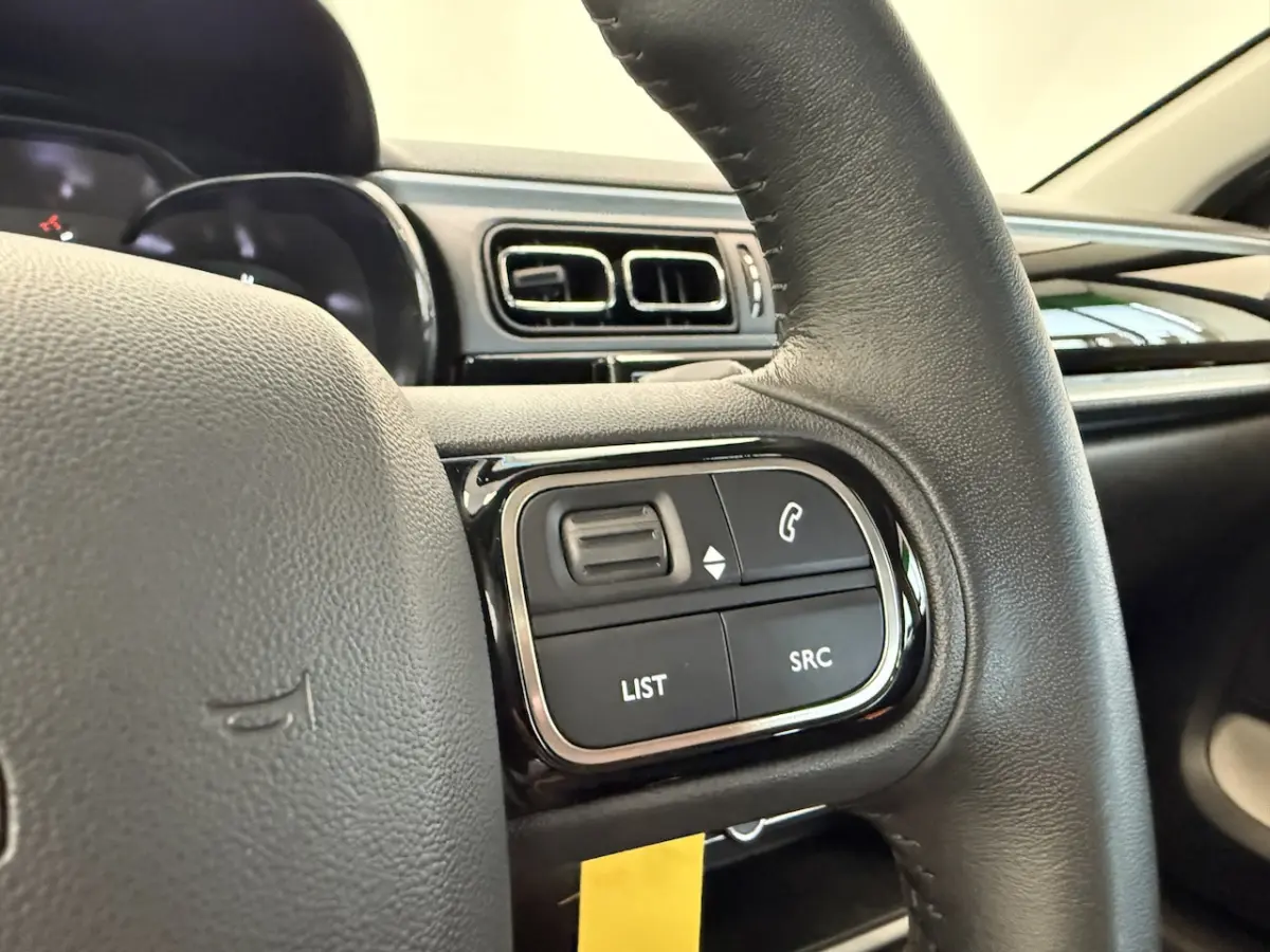 1.2 PureTech S&S Shine Carplay PDC Climate control