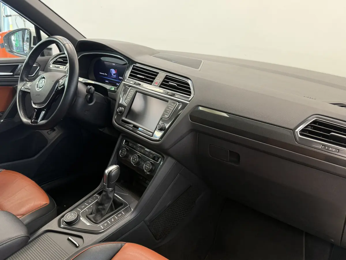 2.0 TSI 4Motion Highline 360 Camera Virtual Cockpit Memory Pano Leder