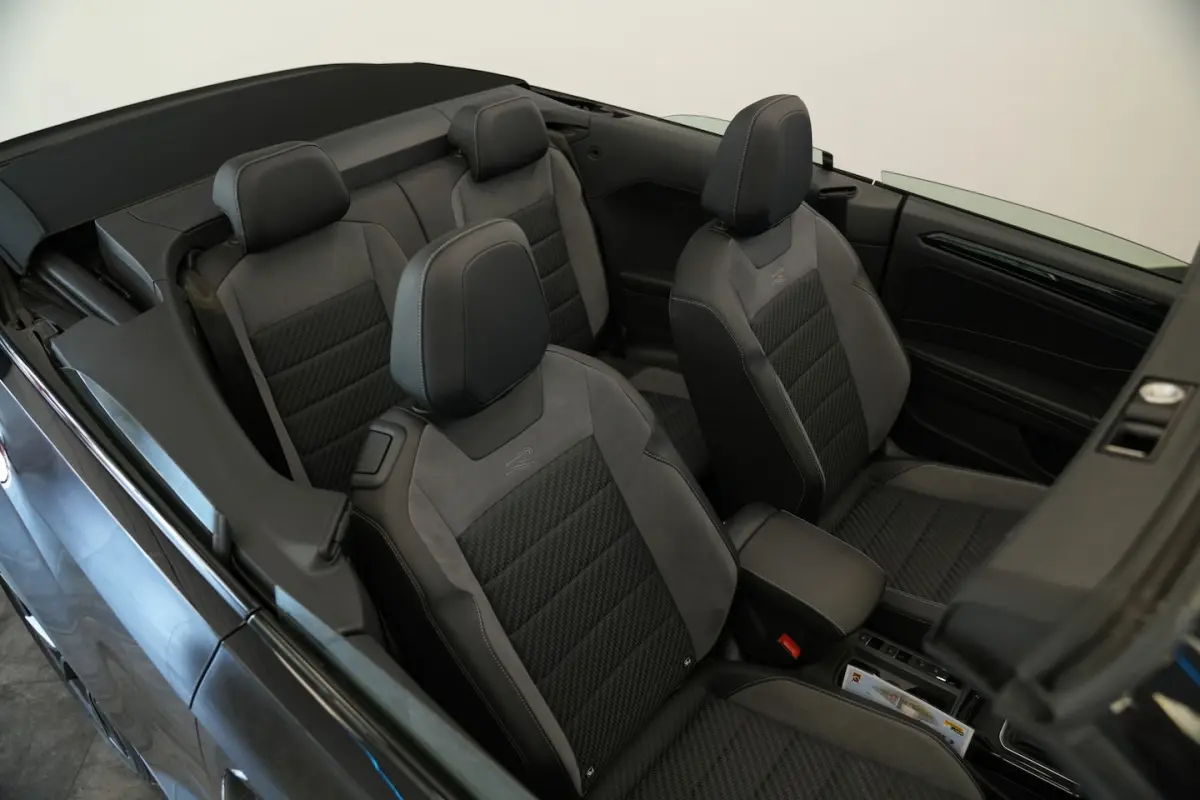 1.5 TSI R-Line Edition Camera PDC ACC IQ-light 24 Maanden garantie* (Vraag naar de voorwaa