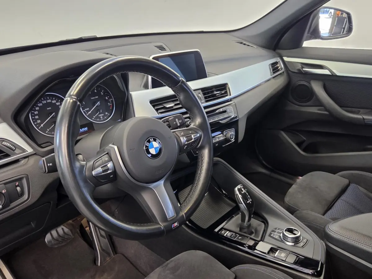 sDrive18i Executive M-sport Full-led Navigatie 19'inch lmv