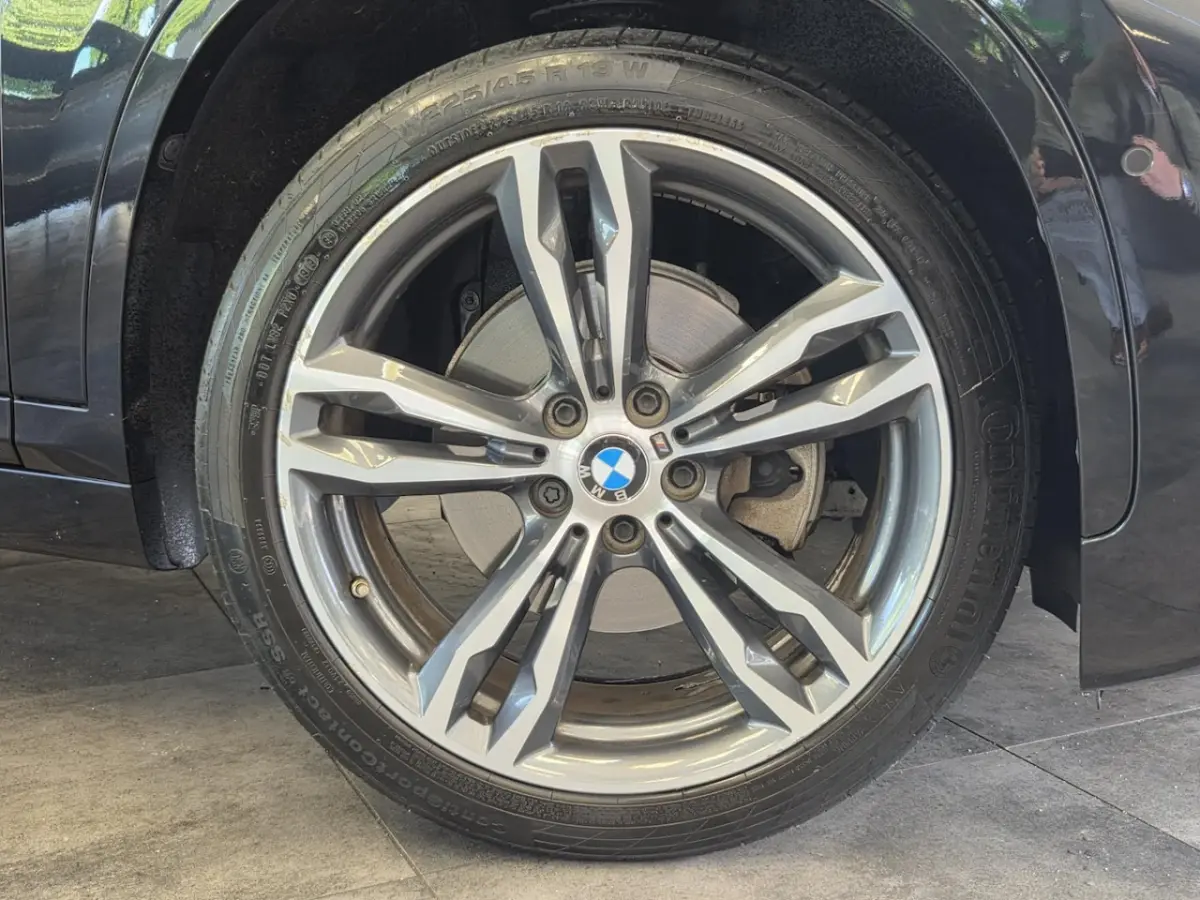 sDrive18i Executive M-sport Full-led Navigatie 19'inch lmv