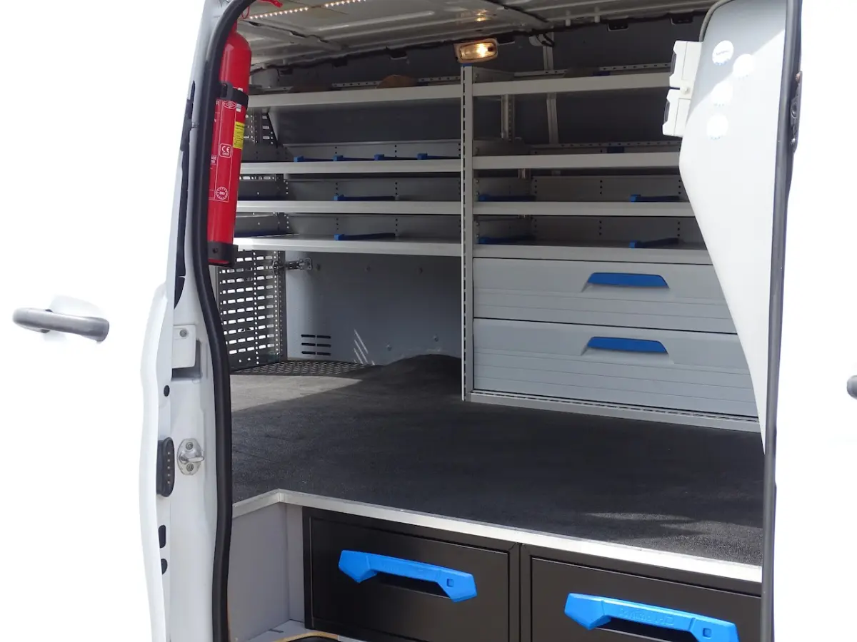 116 CDI Lang Stroom 230V / Inrichting