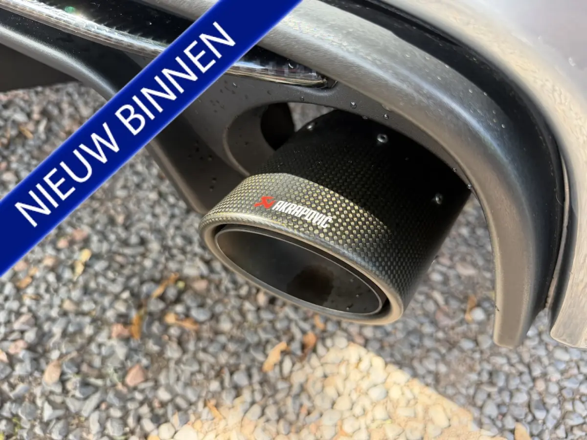 1.4 T-Jet Competizione 695 RIVALE|AKRAPOVIC