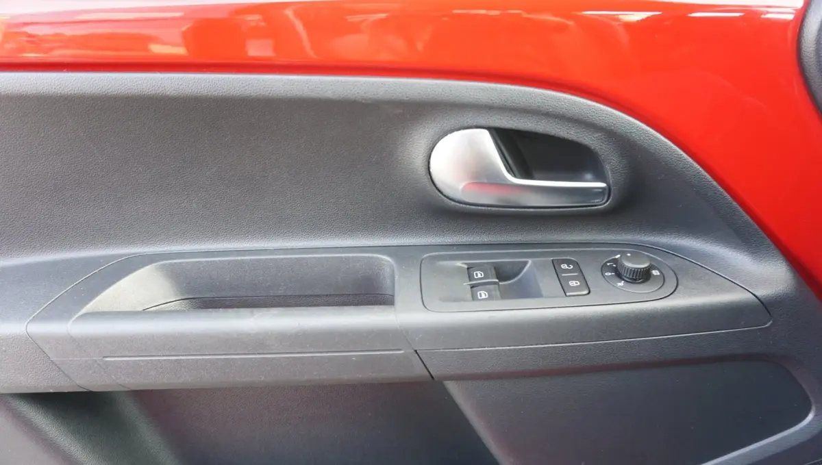 1.0 BMT move up 5 drs Airco blue tooth