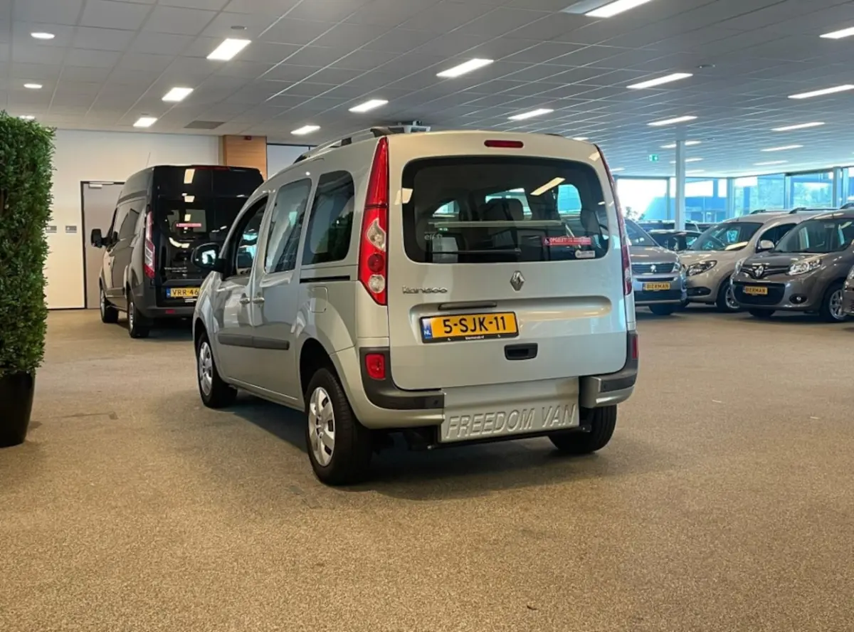 1.6 16V 110 2008