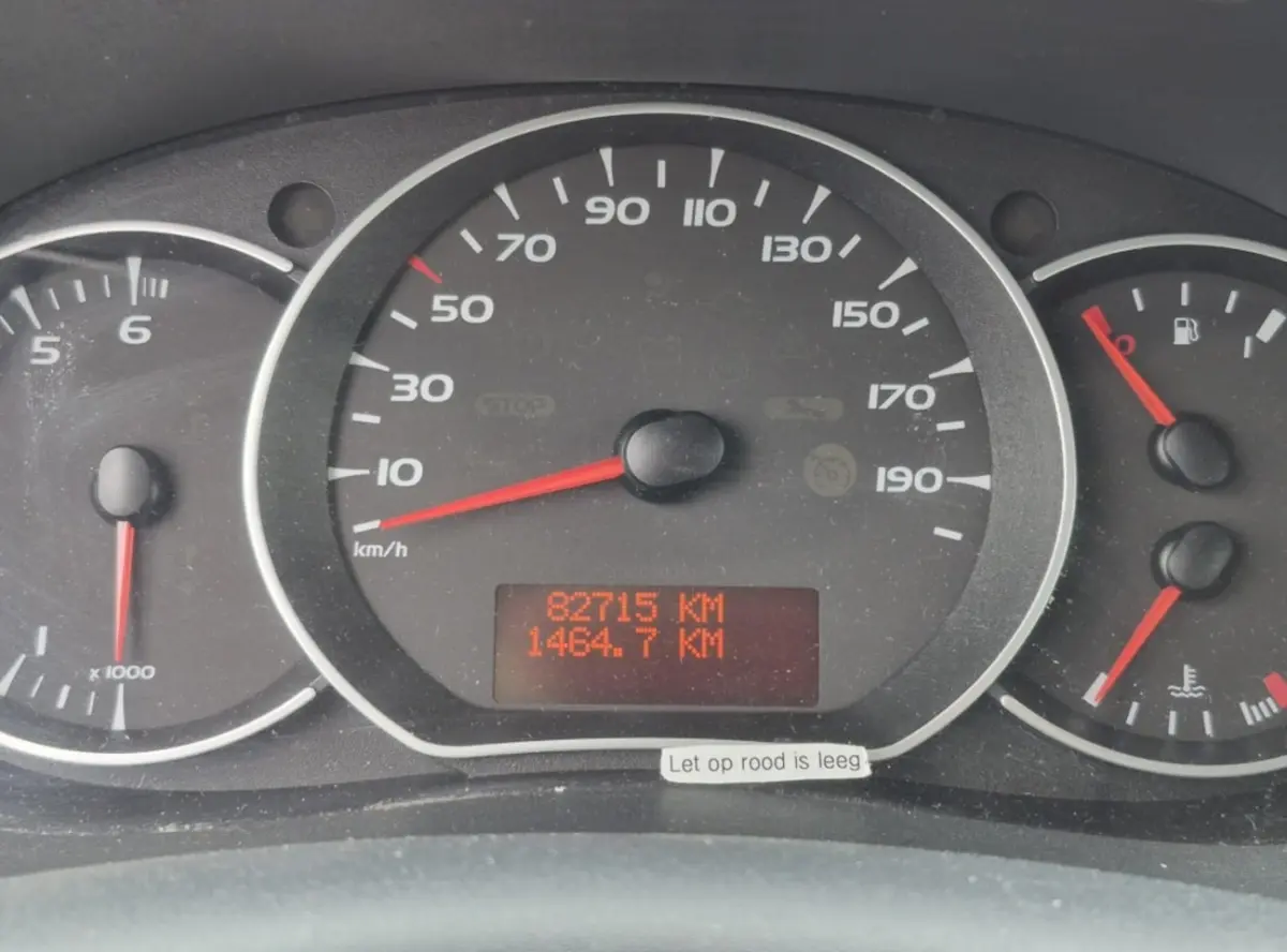 1.6 16V 110 2008