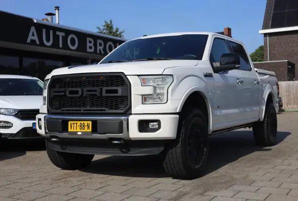 USA 3.5 V6 PLATINUM I PANO I CAMERA I TREKHAAK