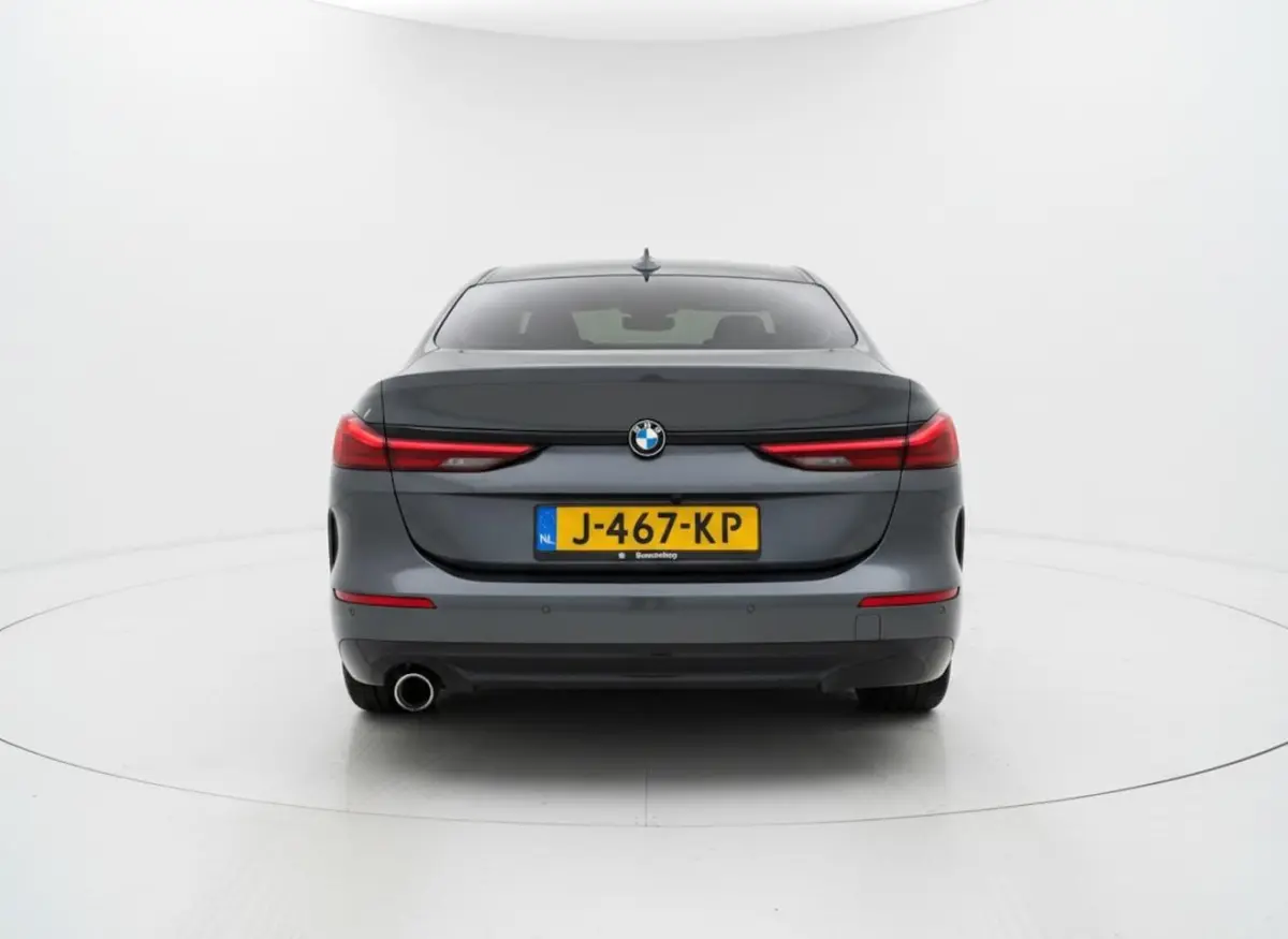 218i High Executive Edition PANO - CARPLAY - LED - CRUISE