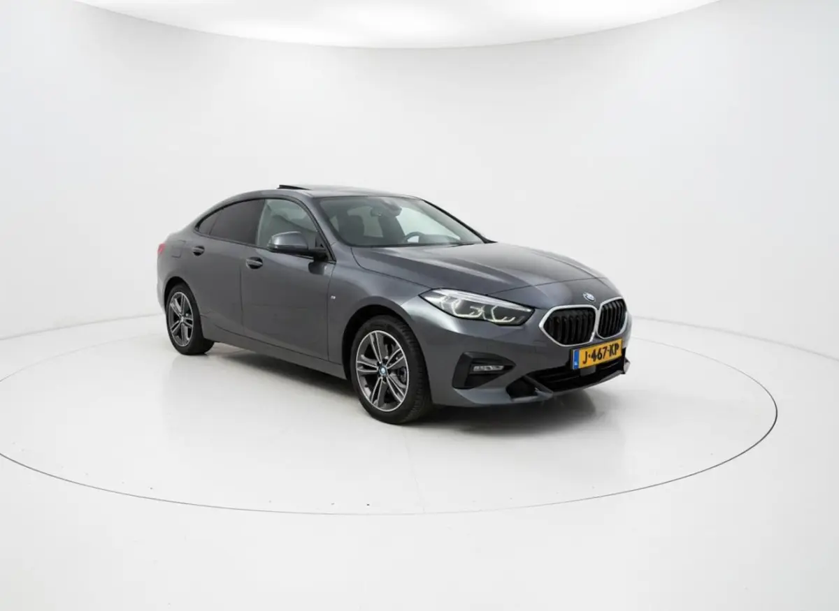 218i High Executive Edition PANO - CARPLAY - LED - CRUISE