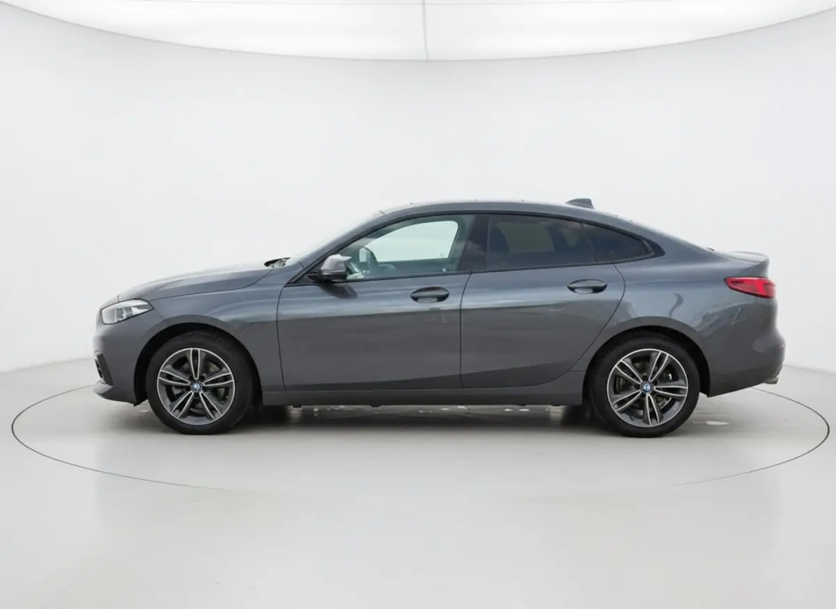 218i High Executive Edition PANO - CARPLAY - LED - CRUISE