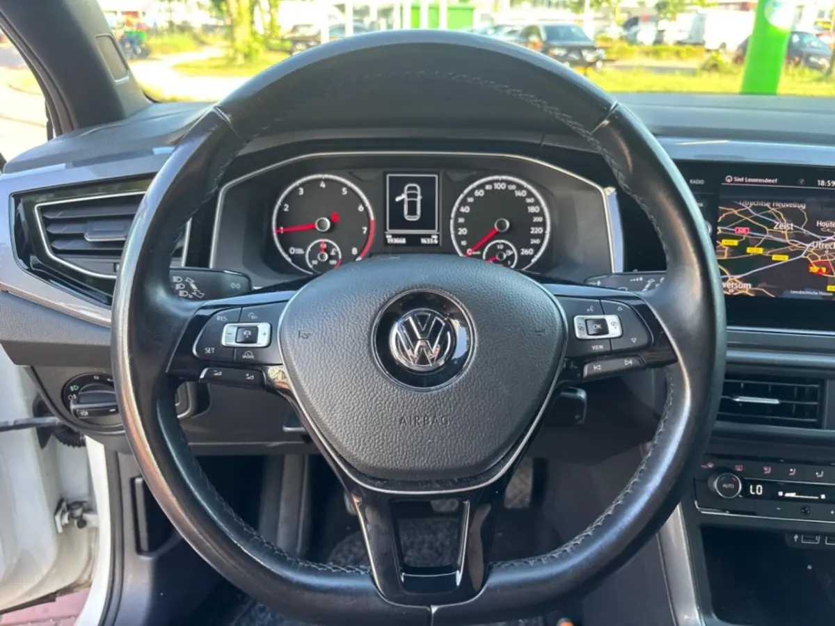 1.0 TSI Highline APPLE CARPLAY AIRCO 5DRS