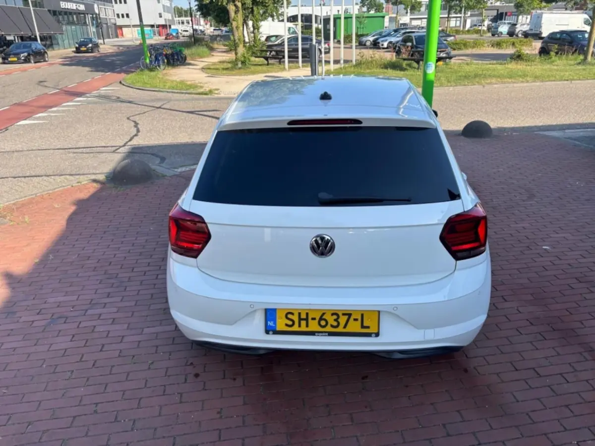 1.0 TSI Highline APPLE CARPLAY AIRCO 5DRS