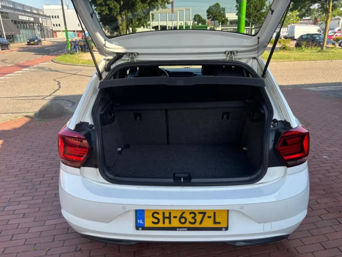 1.0 TSI Highline APPLE CARPLAY AIRCO 5DRS