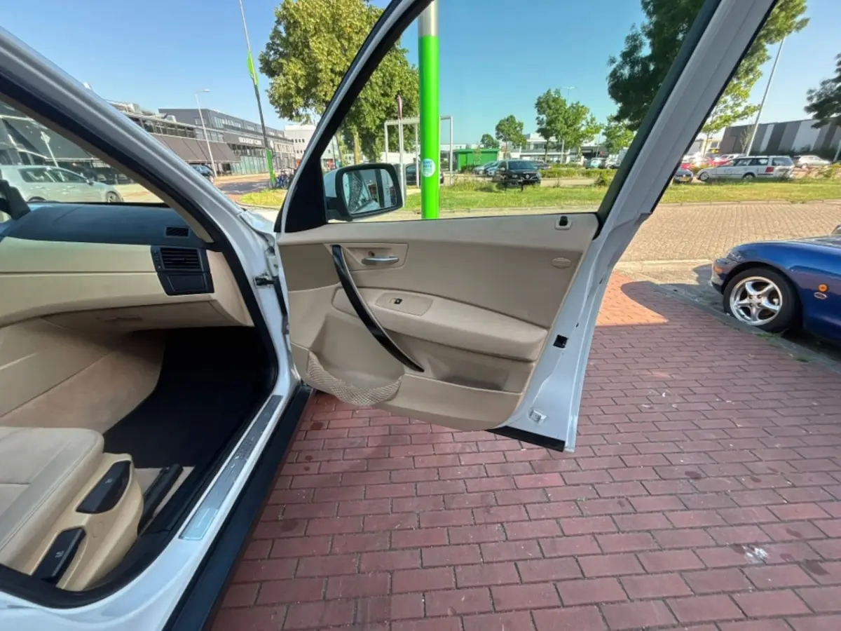 2.5i automaat pano leer apple carplay