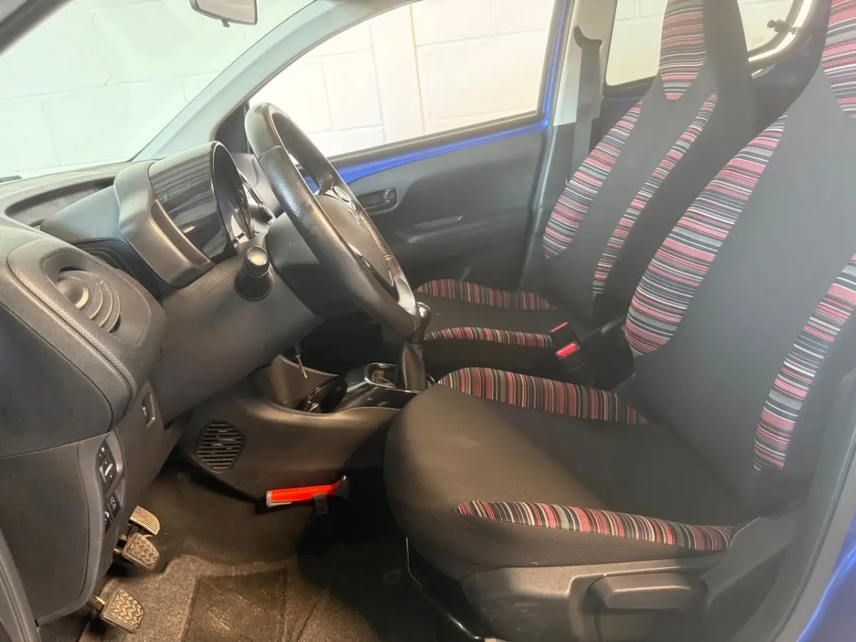 1.0 VTi Feel / AIRCO / ZUINIG / 5-DEURS / NEDERLANDSE AUTO