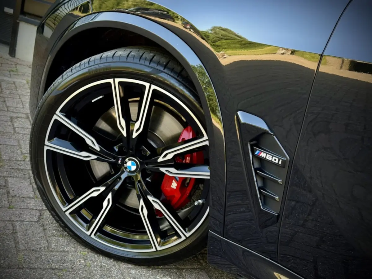 M60i xDrive B&W|PANOSKY|SOFT|MASSAGE|HUD|360 VOL