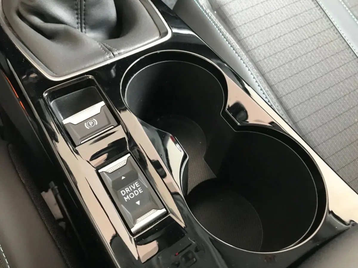 1.2 PureTech Allure Pack Navigatie, Camera