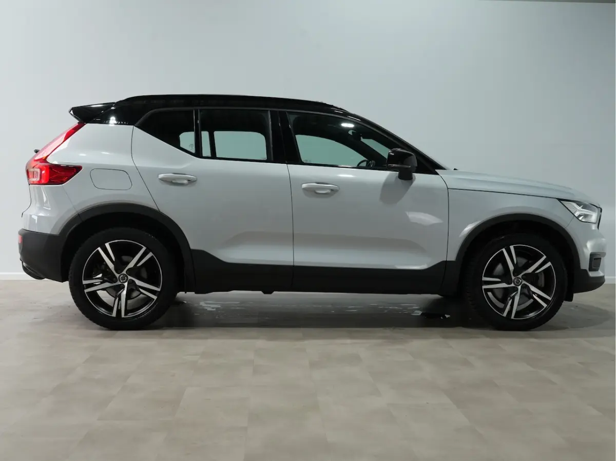 1.5 T5 Recharge R-Design Trekhaak wegklapbaar Panoramadak 232