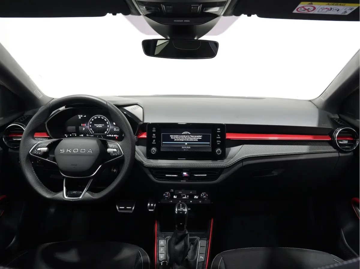1.0 TSI DSG Monte Carlo Camera | Apple CarPlay/Android Auto | LED | Keyless | 16" LM 245