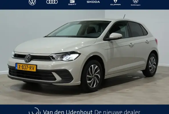 1.0 TSI Life | Camera | LED | Stoelverw. | App-Connect | keyless 86