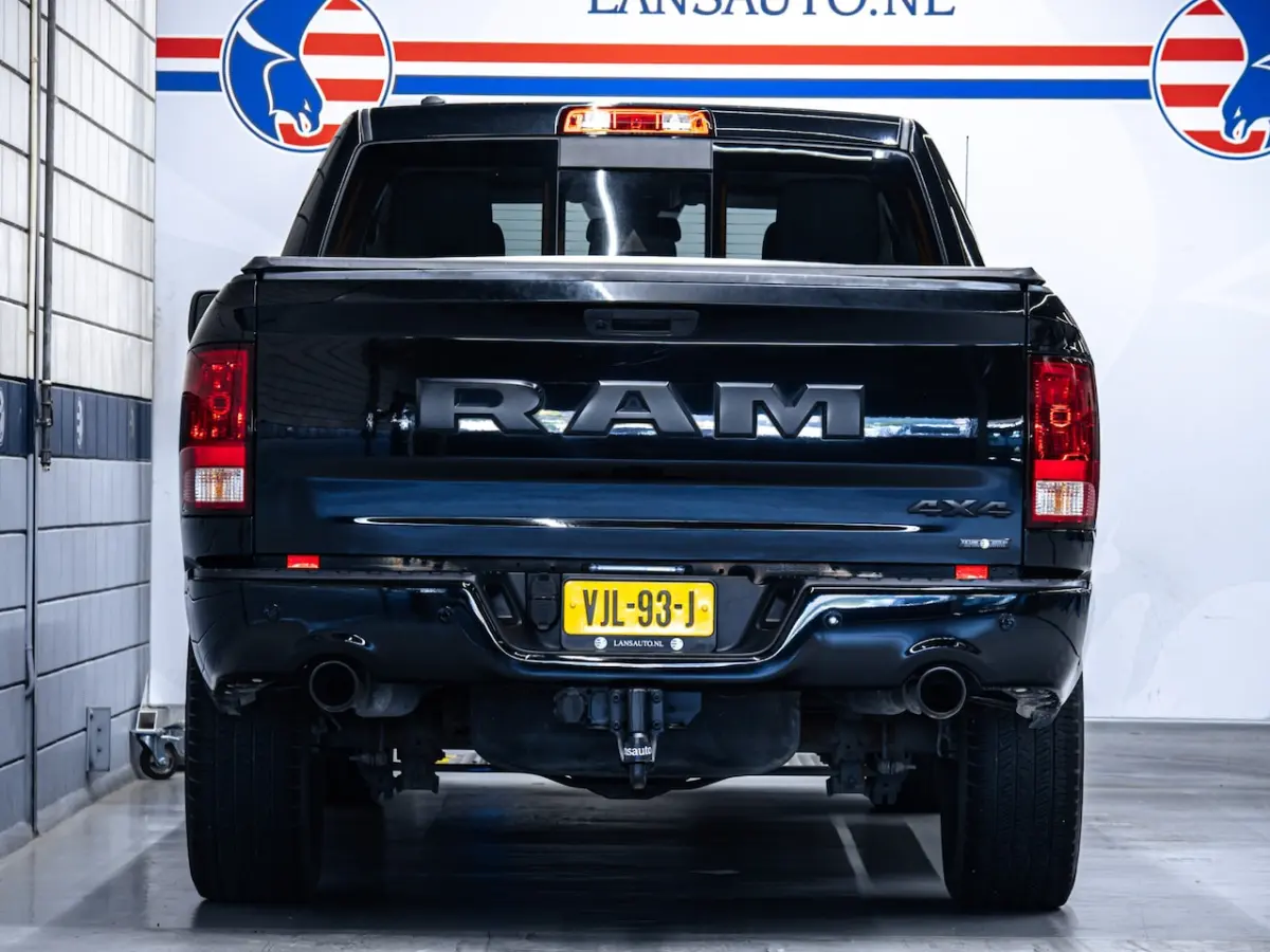 SLT Classic 5.7L Hemi V8 Automaat 4x4 Volledige historie bekend