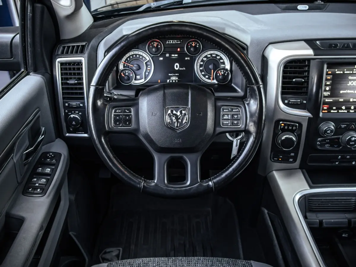 SLT Classic 5.7L Hemi V8 Automaat 4x4 Volledige historie bekend