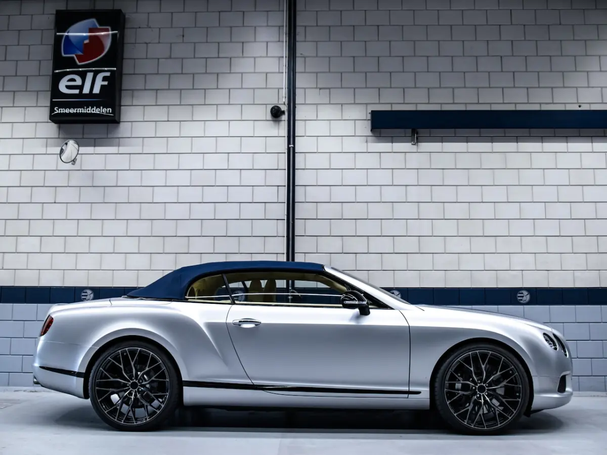 | 4.0 V8