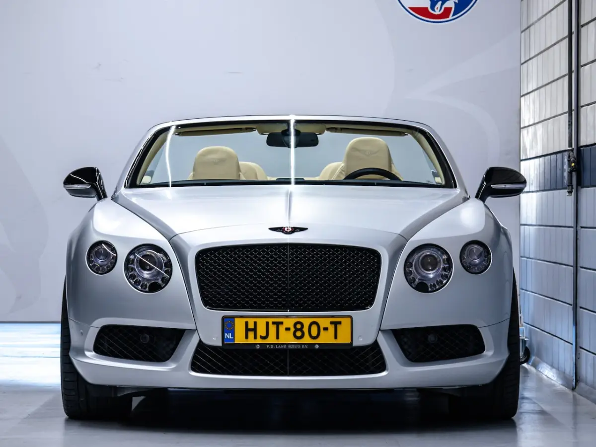 | 4.0 V8